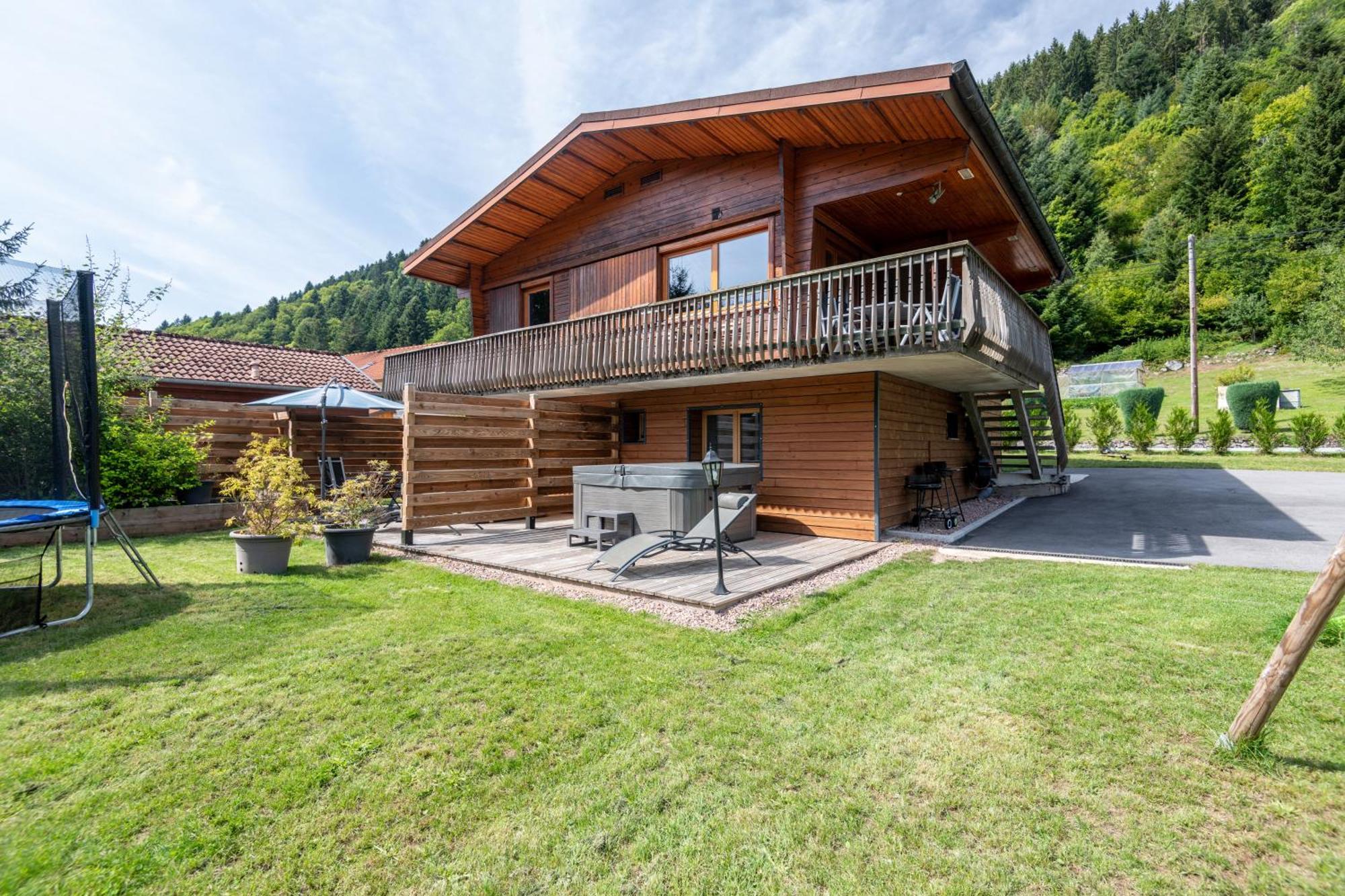 Chalets Du Bouchot & Jacuzzi Privatif Proximite Gerardmer & La Bresse Rochesson Εξωτερικό φωτογραφία